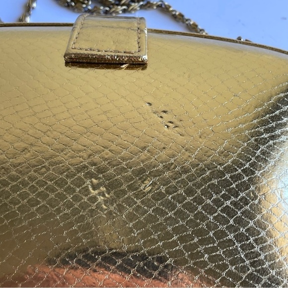 Andre Cellini Vintage Mini metallic hardcover evening handbag gold shoulder bag - Picture 8 of 15